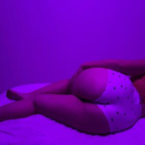 Hotjulie47_'s media