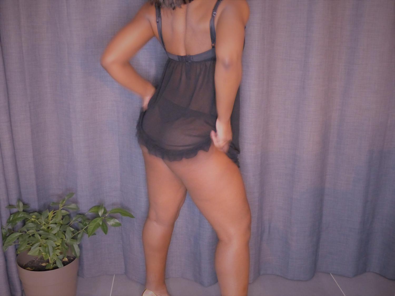 Hotsexxyqueen's media