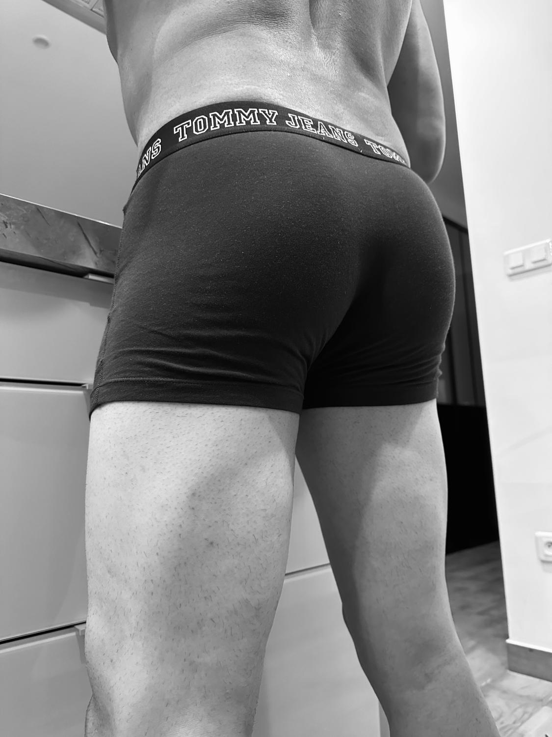 Hotsexydaddy's media