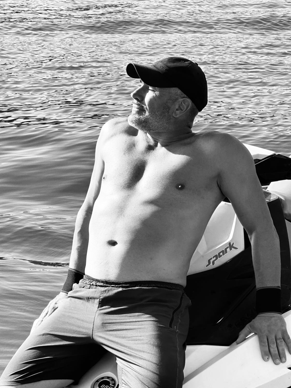 Hotsexydaddy's media