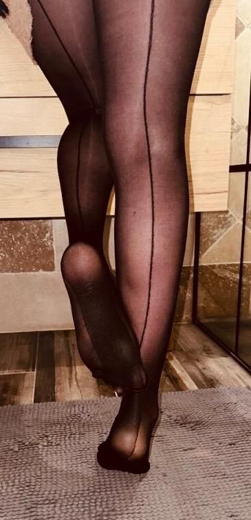 I_love_nylons's media
