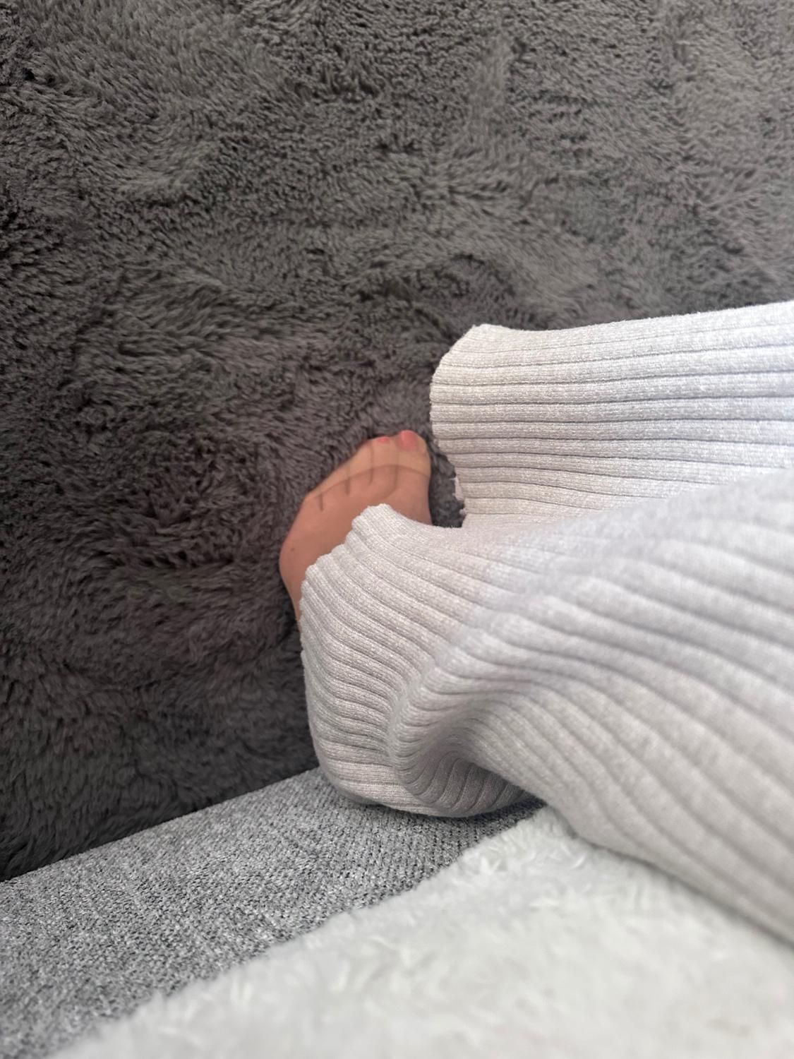 I_love_nylons's media