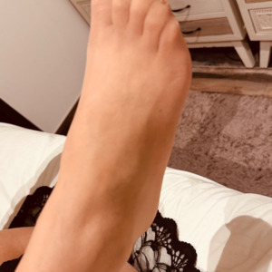 I_love_nylons's media
