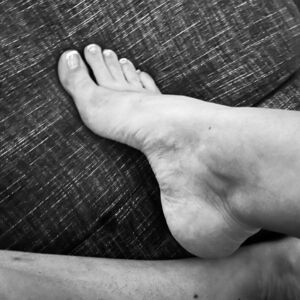 I_love_nylons's media