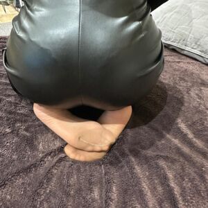 I_love_nylons's media