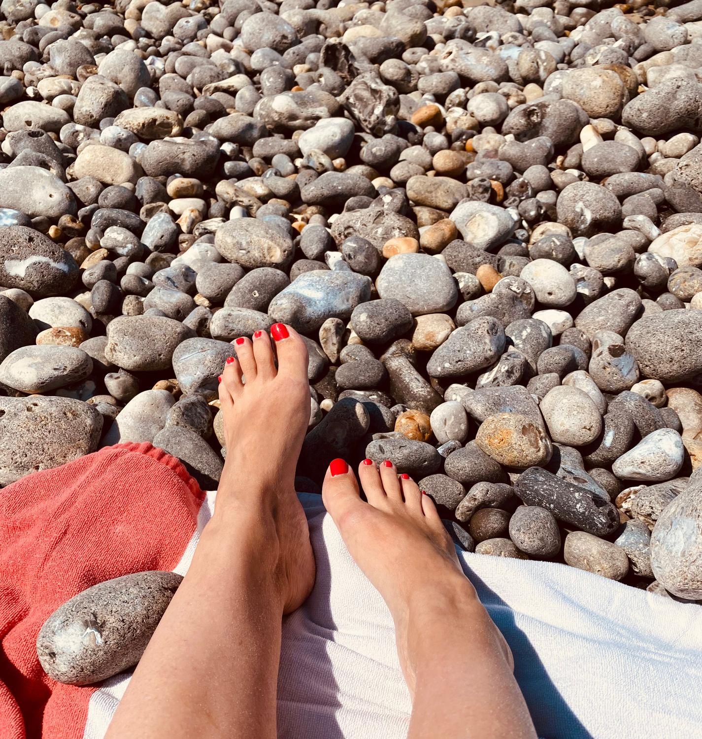 Iloveyourfeet's media