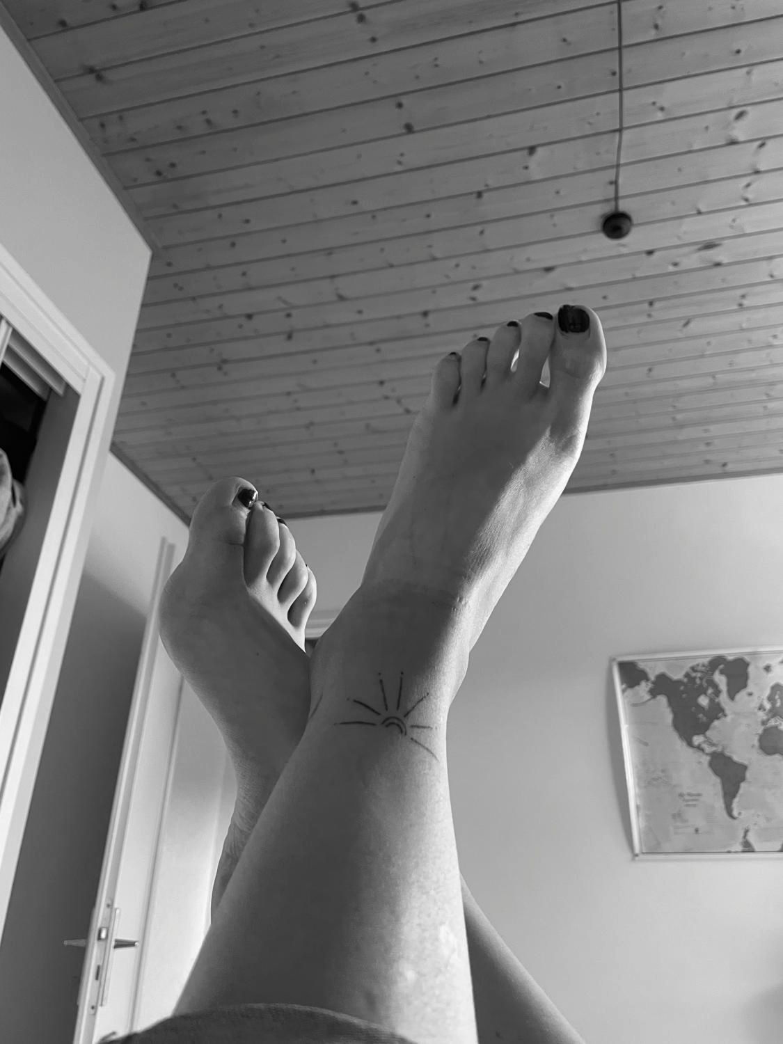 Inkat_feet's media