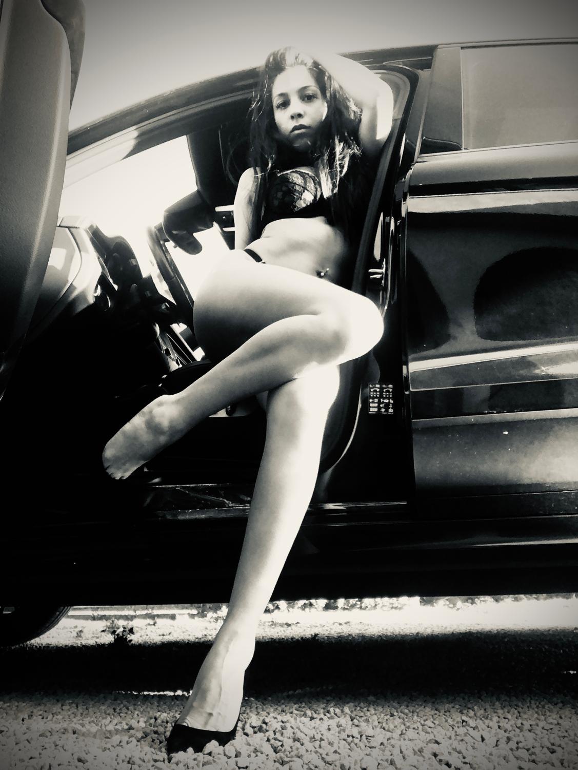 Islaexotic's media