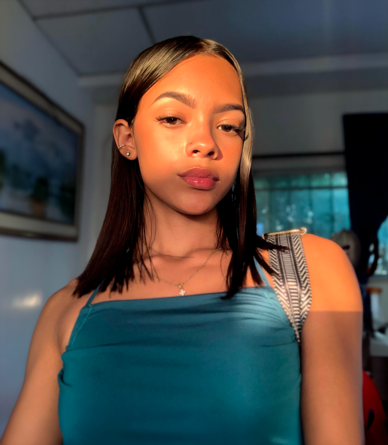 ISLANDGIRLS's media
