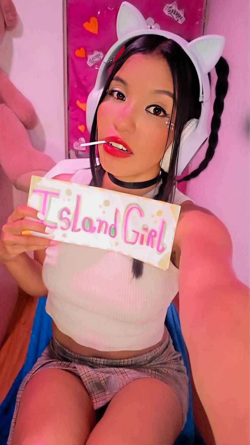ISLANDGIRLS's media
