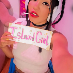 ISLANDGIRLS's media