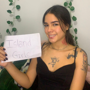 ISLANDGIRLS's media