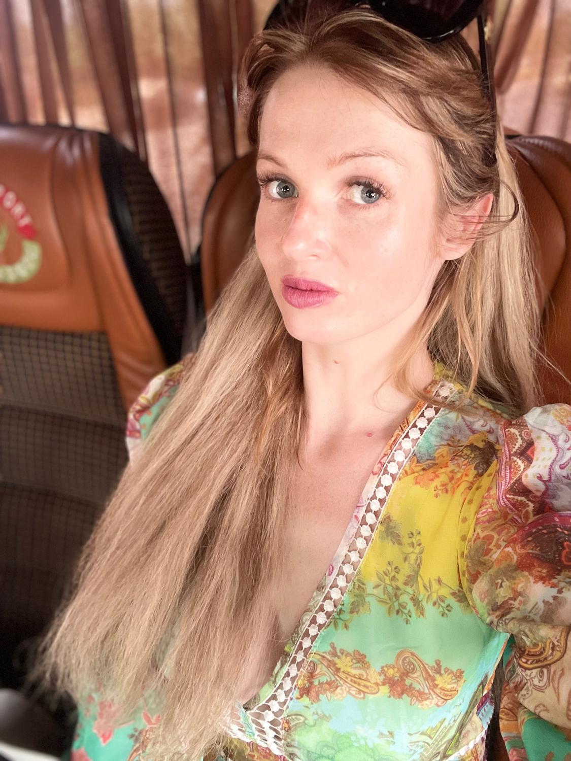 Jadelatour's media