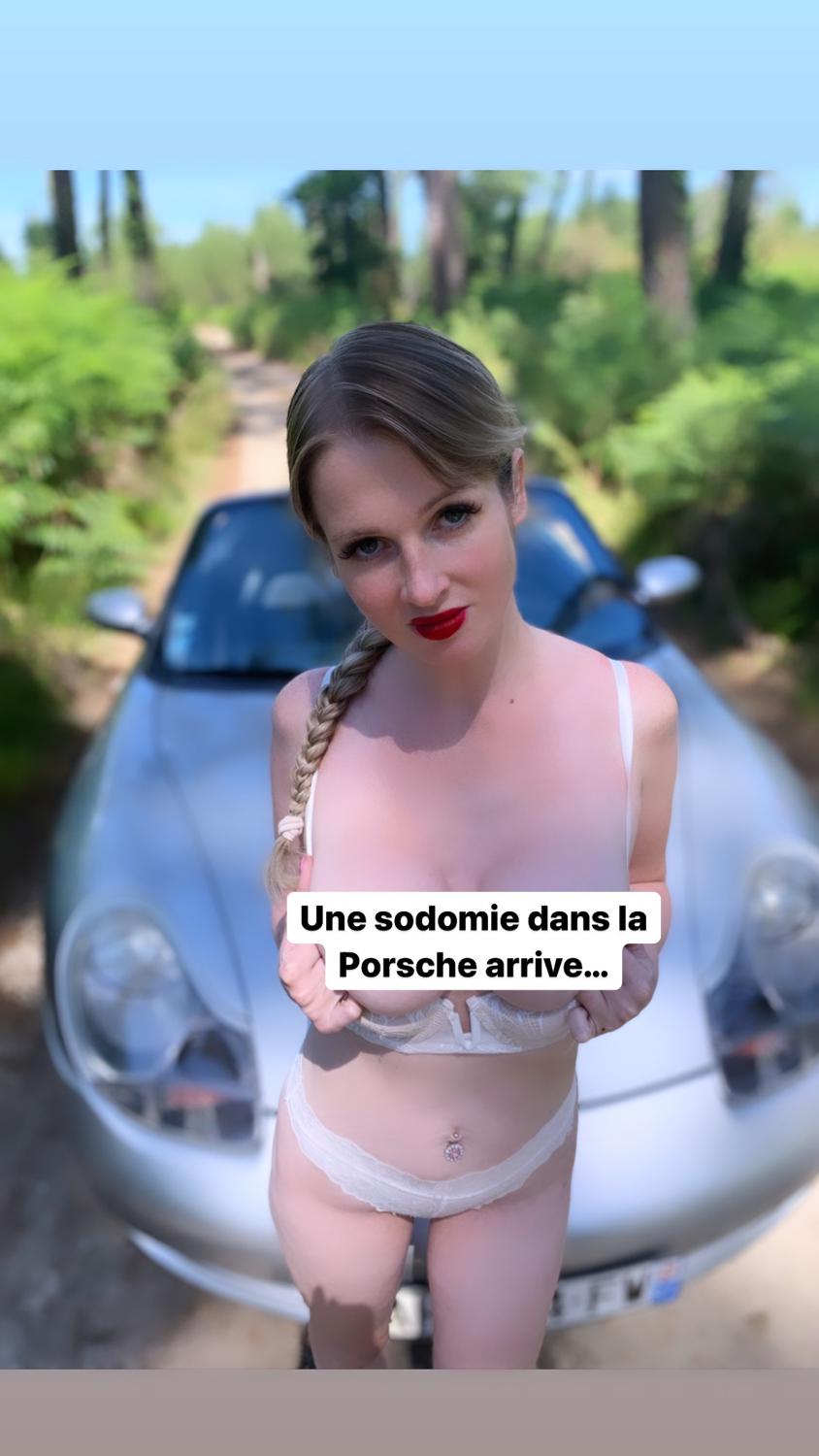 Jadelatour's media