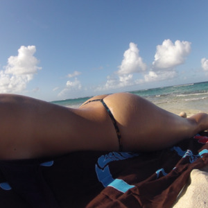 Janebikini_booty_sex's media