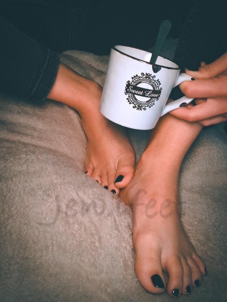 Jenifeet's media