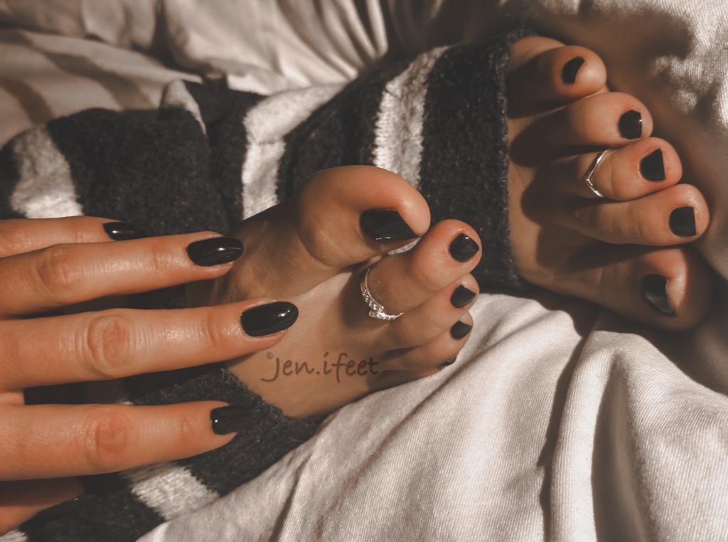 Jenifeet's media