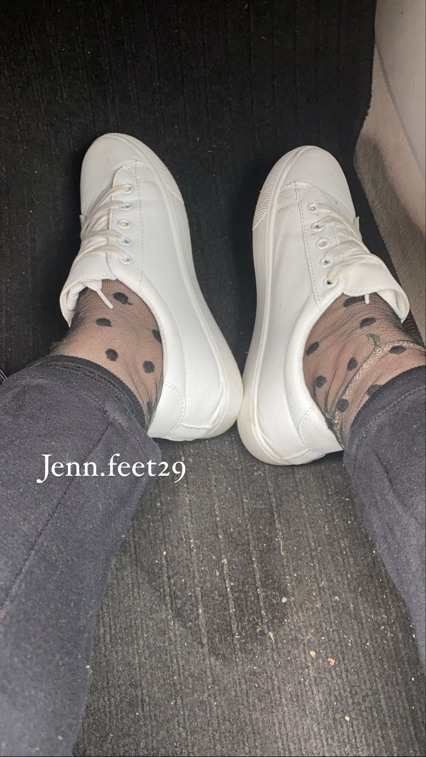 Jenn_feet29's media
