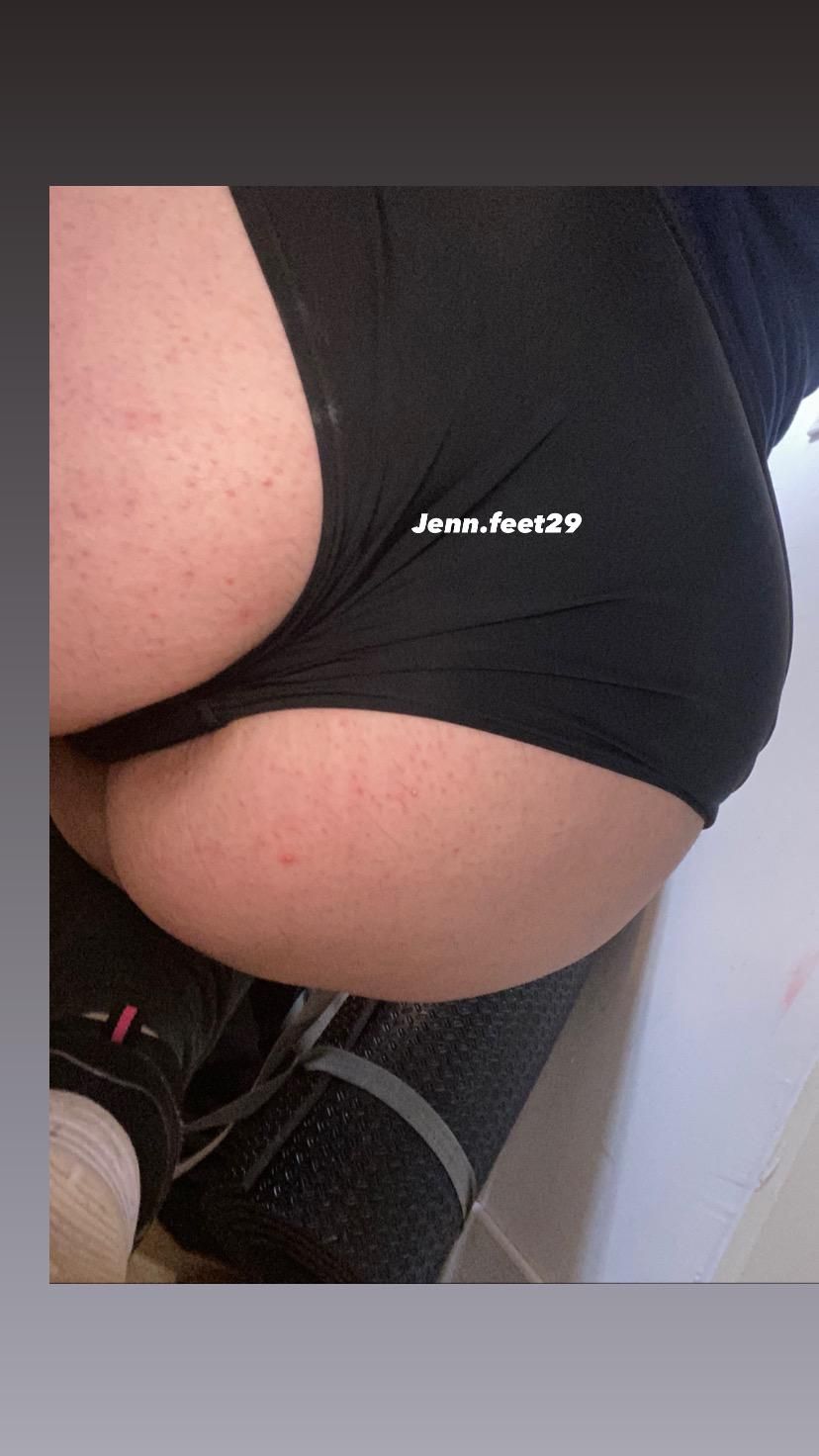Jenn_feet29's media