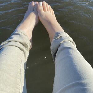 Jenn_feet29's media
