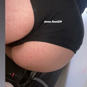 Jenn_feet29's media
