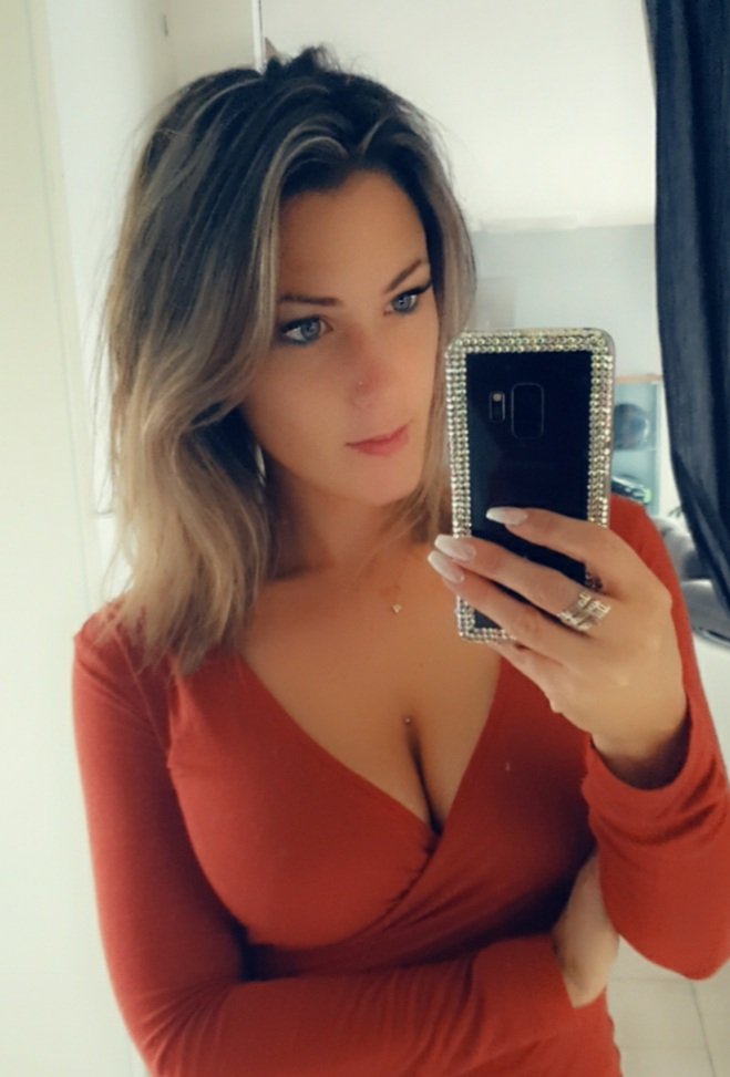 Jennimodele's media