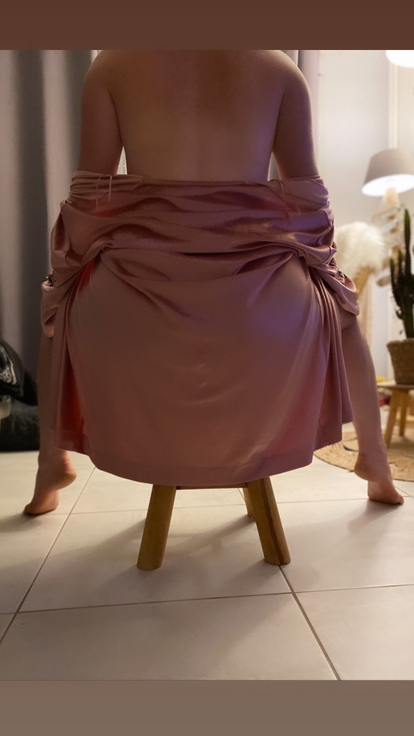 Jennsexyfeetfr's media