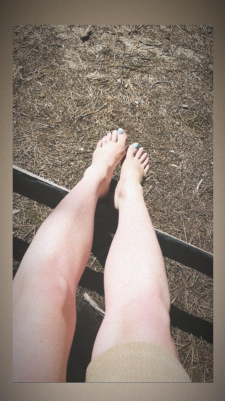 Jennsexyfeetfr's media