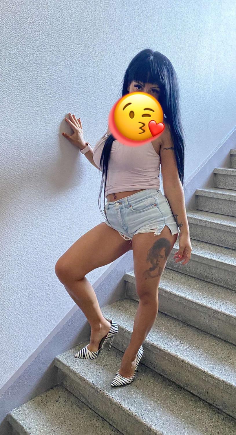 Jeunefemmegirlyyysexyy's media