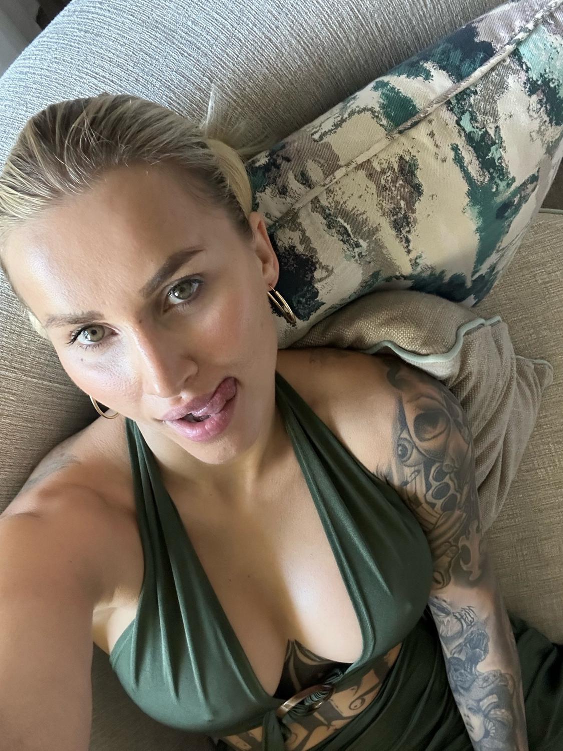 Jillhardener's media