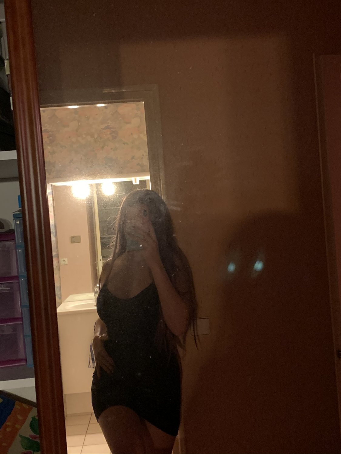 Jmenbatslesboobs_'s media