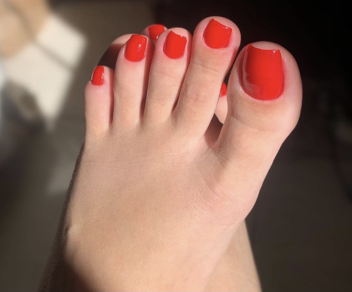 Joy69feets's media
