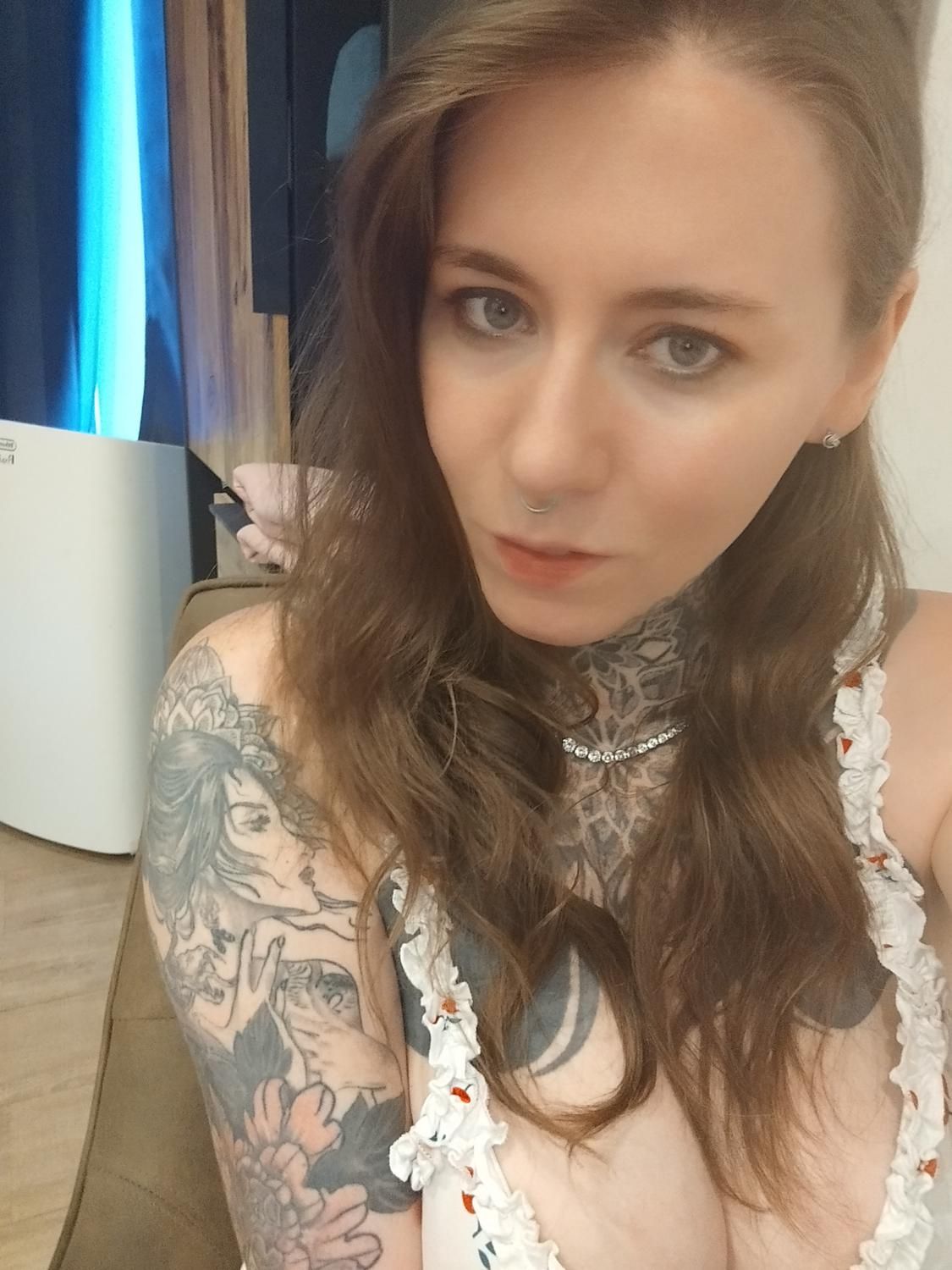 Julia-x's media