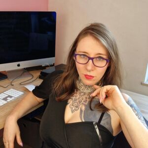 Julia-x's media
