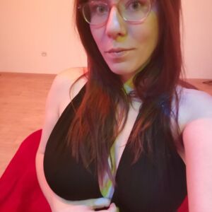 Julia-x's media