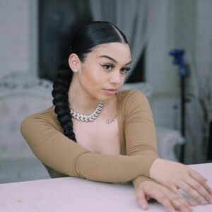 Juliamce's media