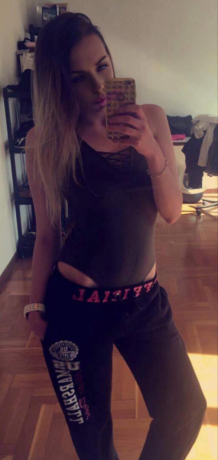 Julyyy_mrc's media