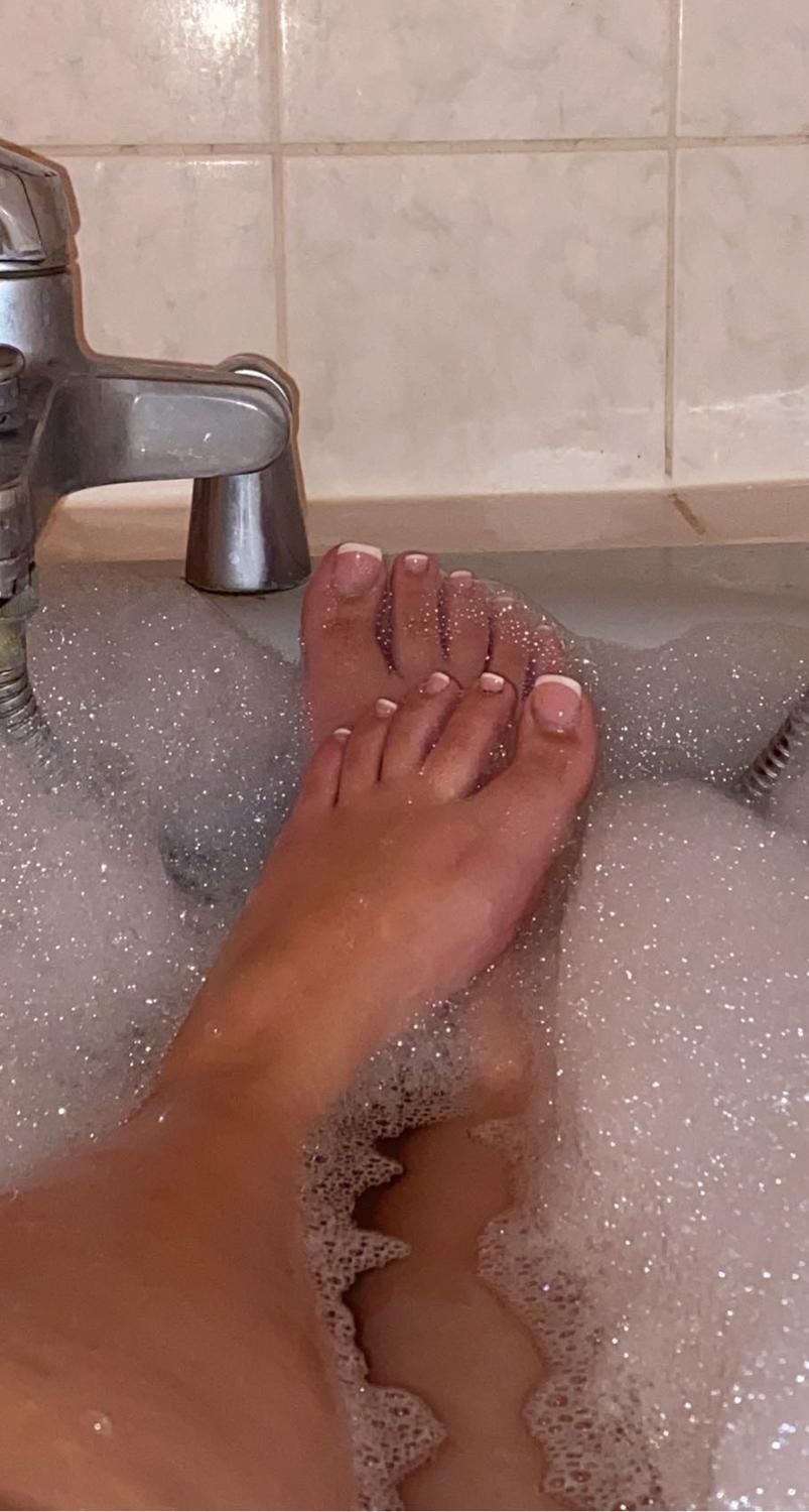 Junie-feet's media