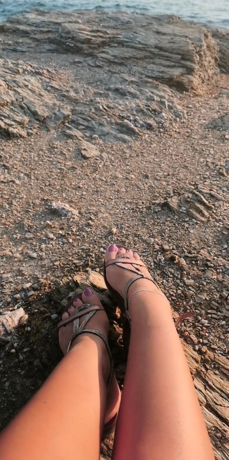 Justsexyfeet's media