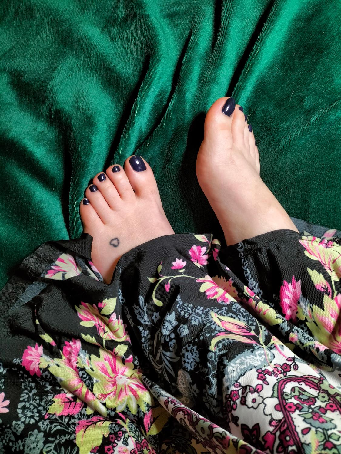 Kandifeet's media