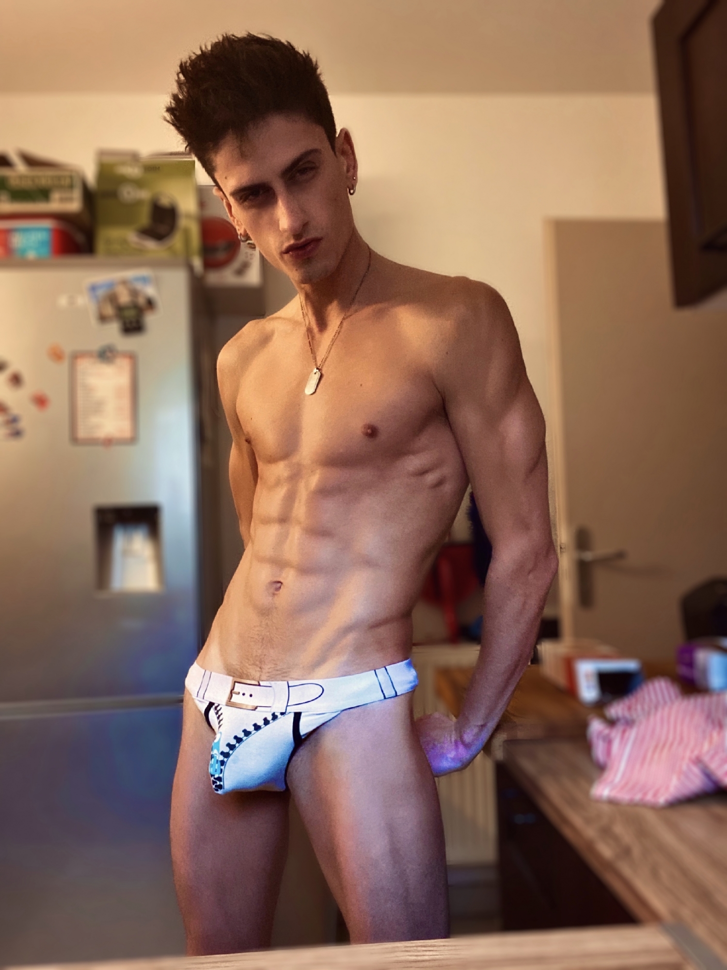 Kevindelbrotto's media