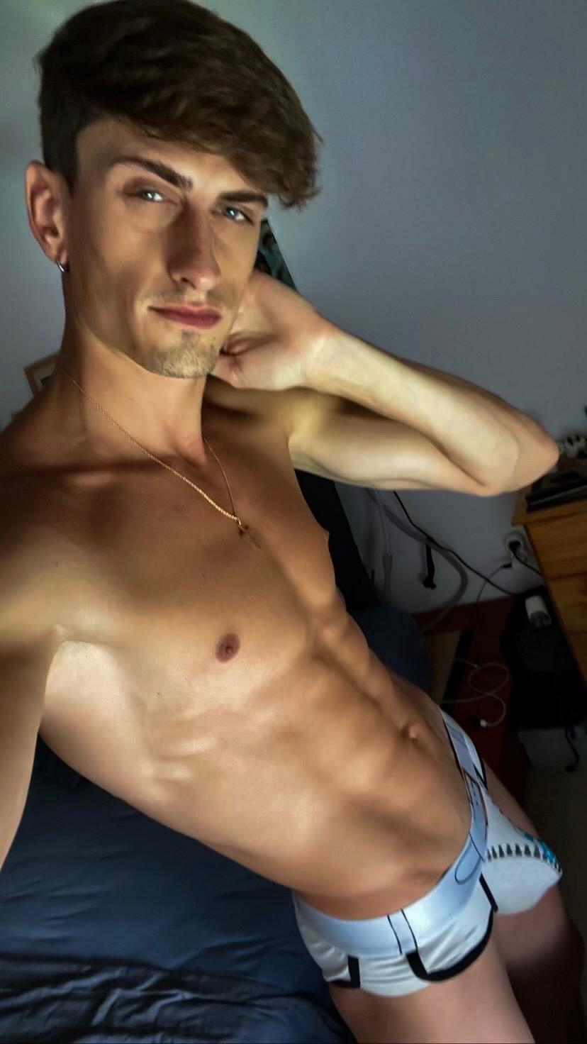 Kevindelbrotto's media