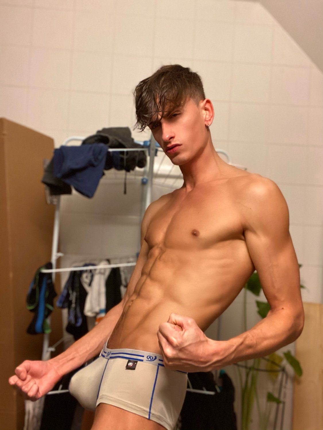 Kevindelbrotto's media