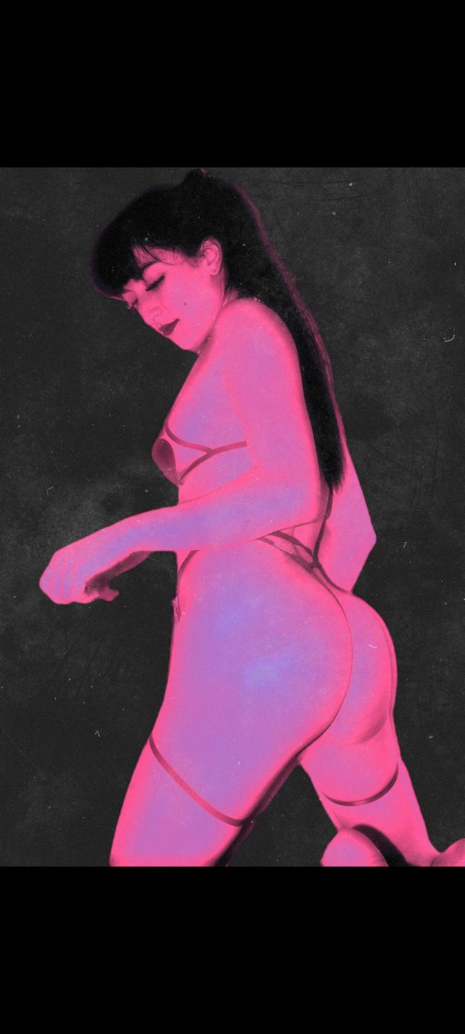 Khloealaska's media