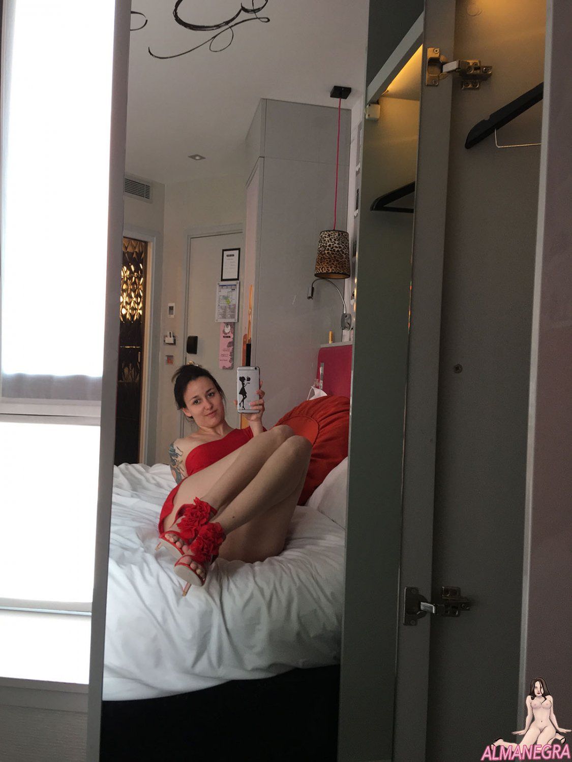 Kiara-femdom's media