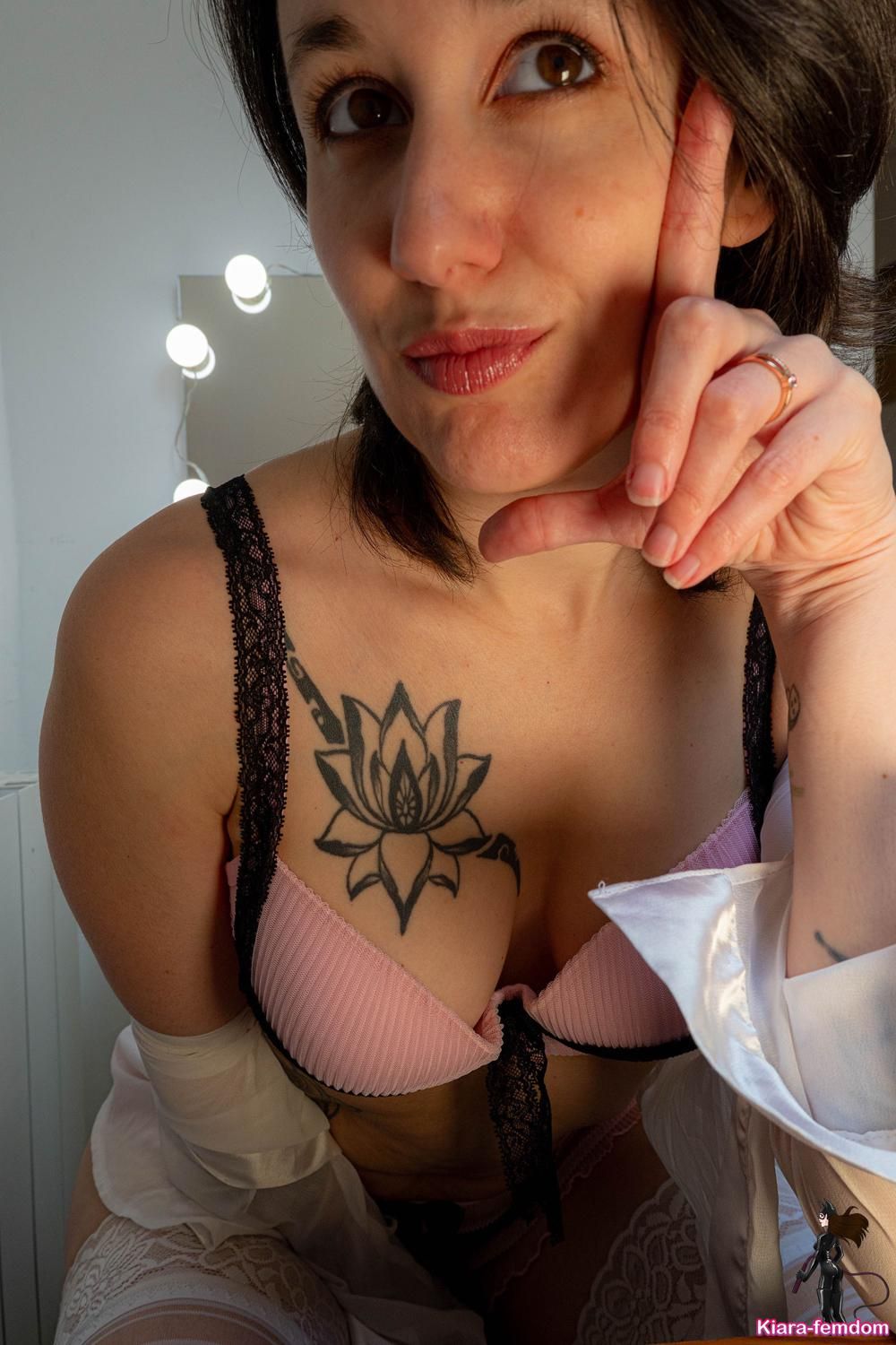 Kiara-femdom's media