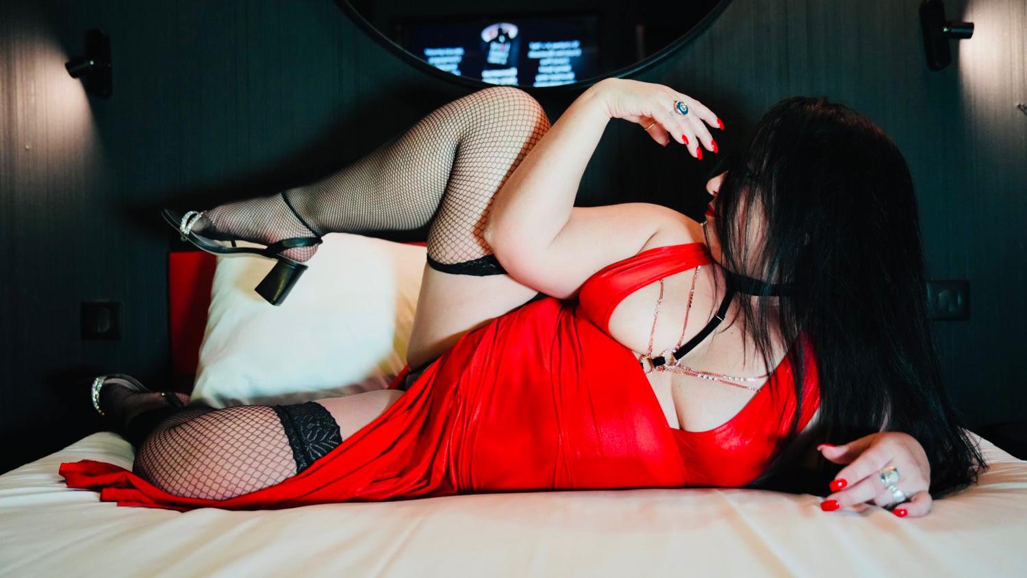 Kiarapop's media