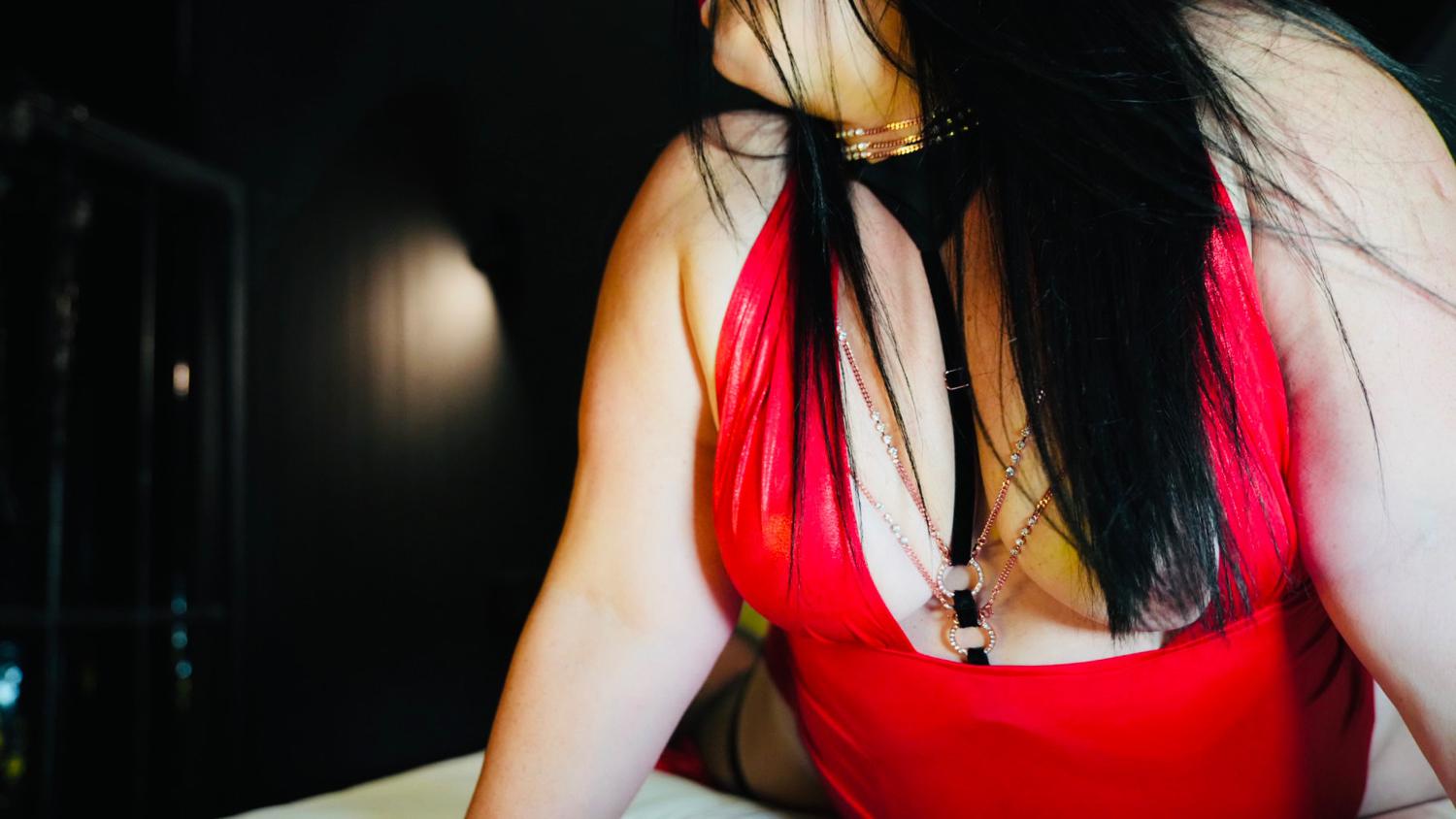 Kiarapop's media