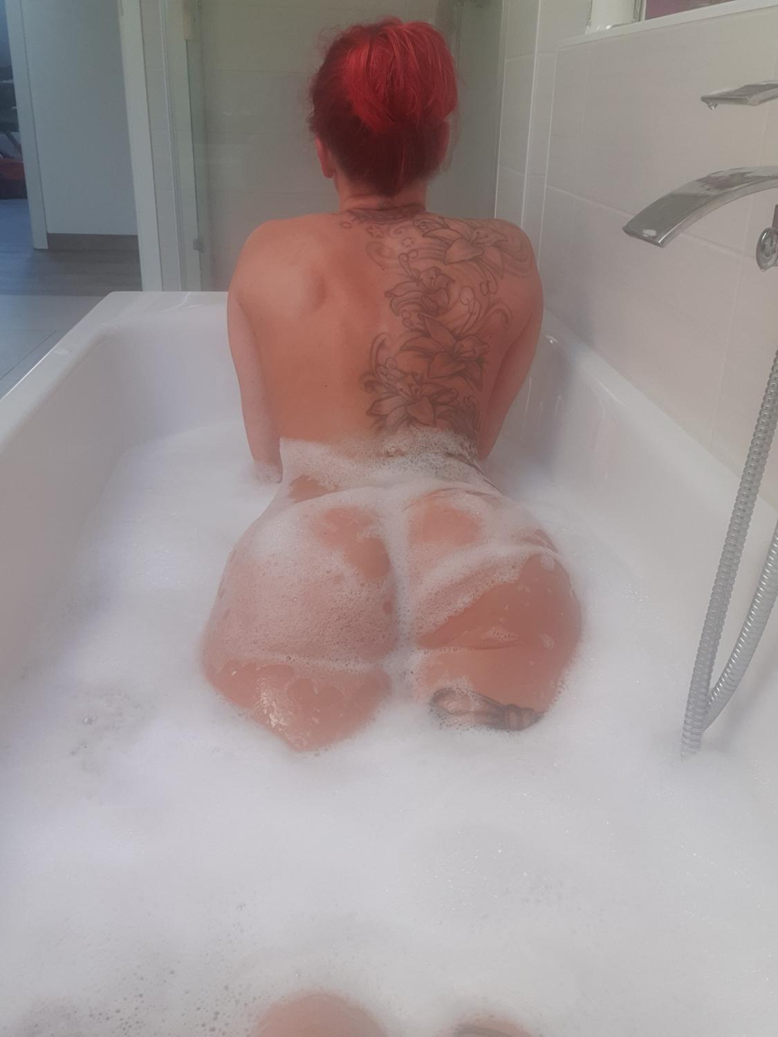 Kyliefoxx's media