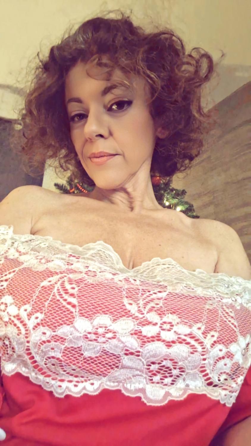 La_lantiponneuse's media
